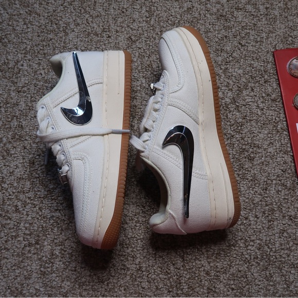 Nike Air Force 1 Low Travis Scott Sail - Picture 9 of 12